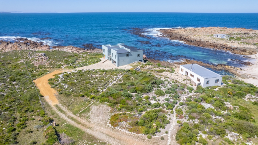 4 Bedroom Property for Sale in Sunny Seas Estate Western Cape